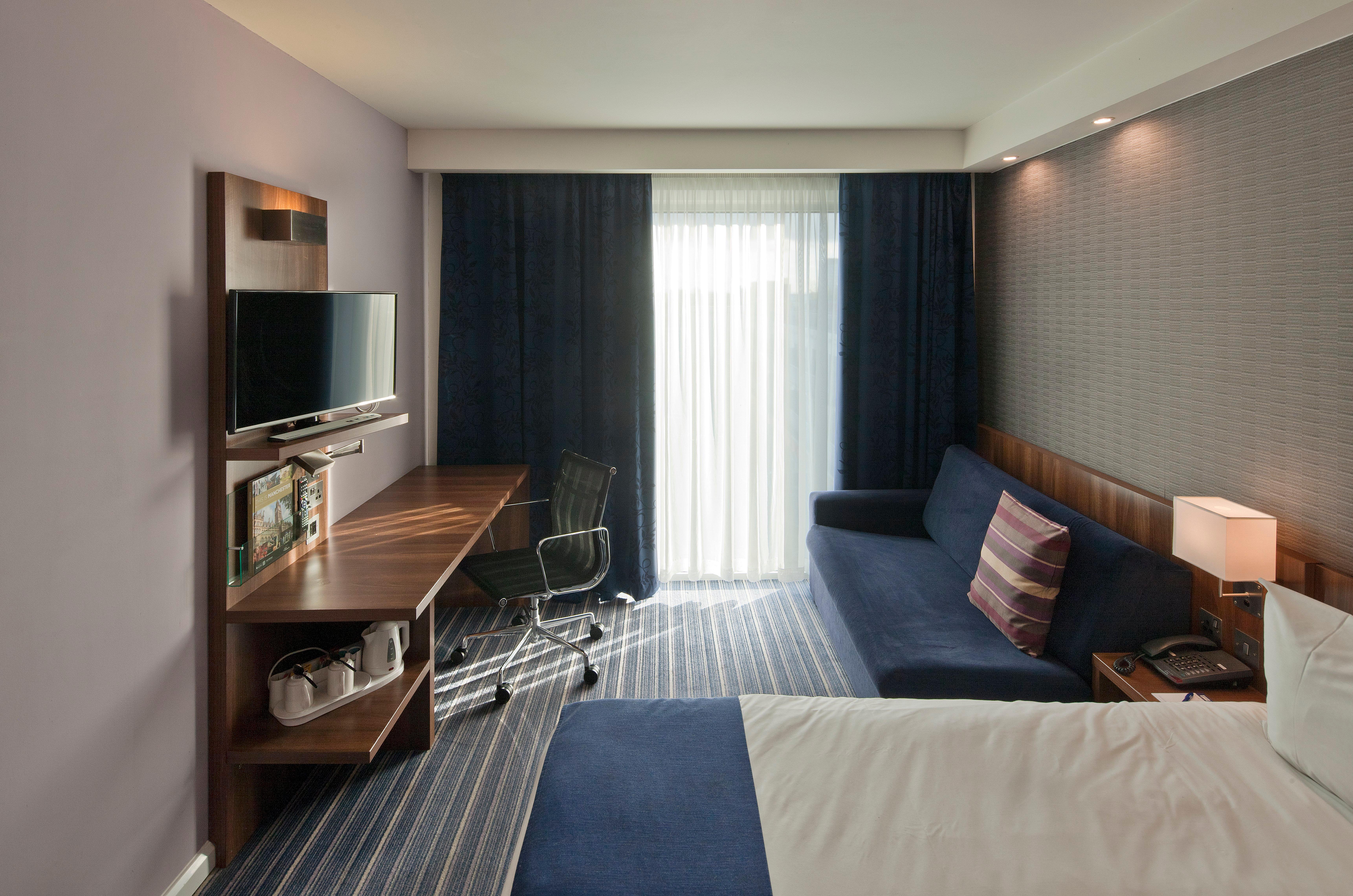 Holiday Inn Express Manchester City Centre By Ihg Екстериор снимка