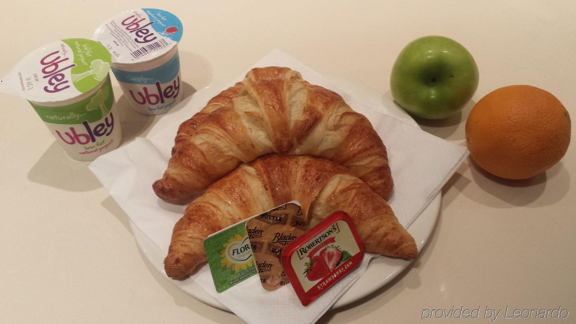 Holiday Inn Express Manchester City Centre By Ihg Екстериор снимка