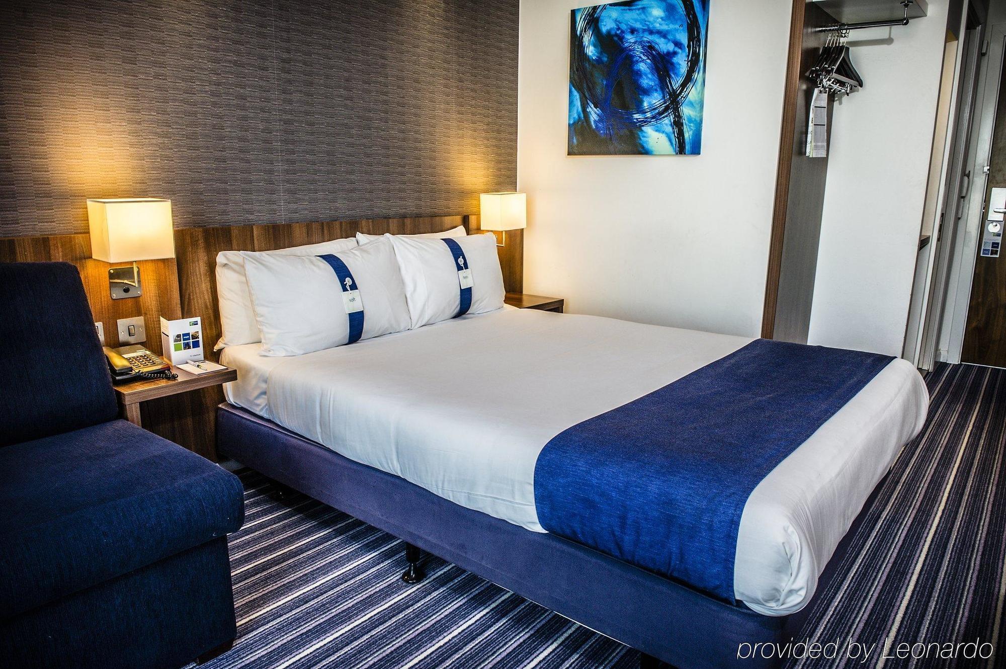 Holiday Inn Express Manchester City Centre By Ihg Екстериор снимка